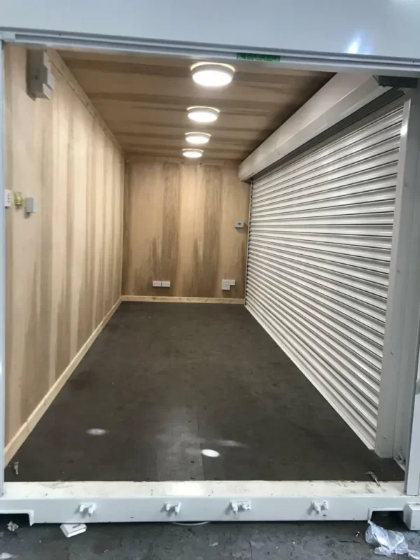 20ft x 8ft Roller Shutter Shipping Containers - Image 2