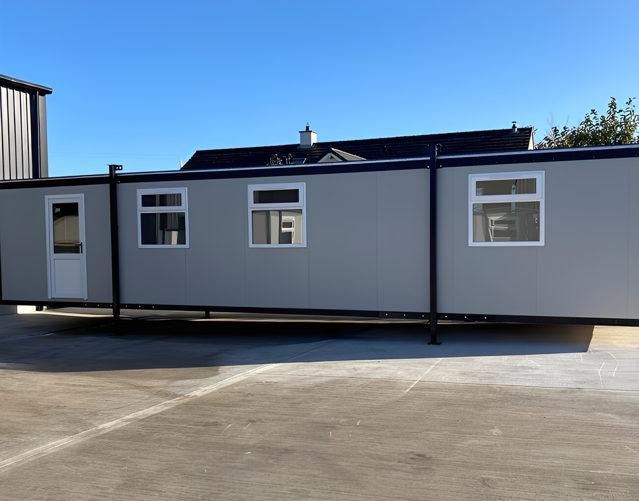 40Ft x 10Ft Jackleg Office Cabin