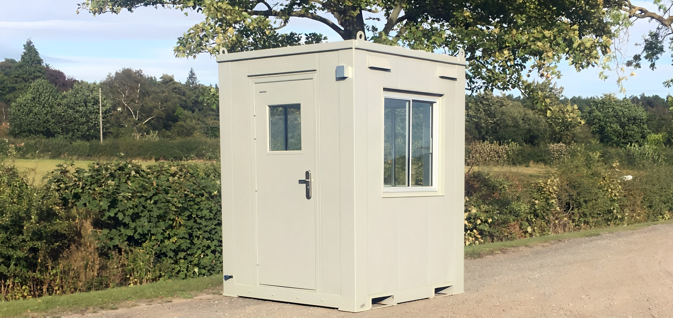 6Ft x 6Ft Single Guard Hut - Image 4