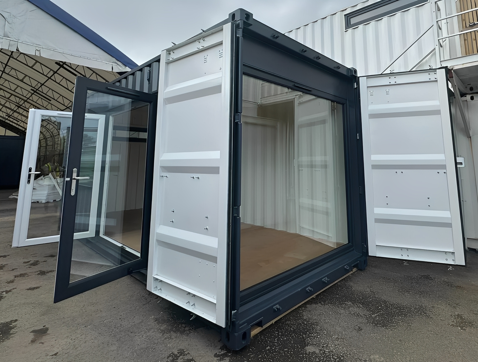 20ft x 8ft Custom Shipping Container Conversion - Image 5
